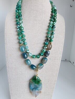 Green Agate Statement Necklace Gold Tone Pendant 18" + 2" Pendant
